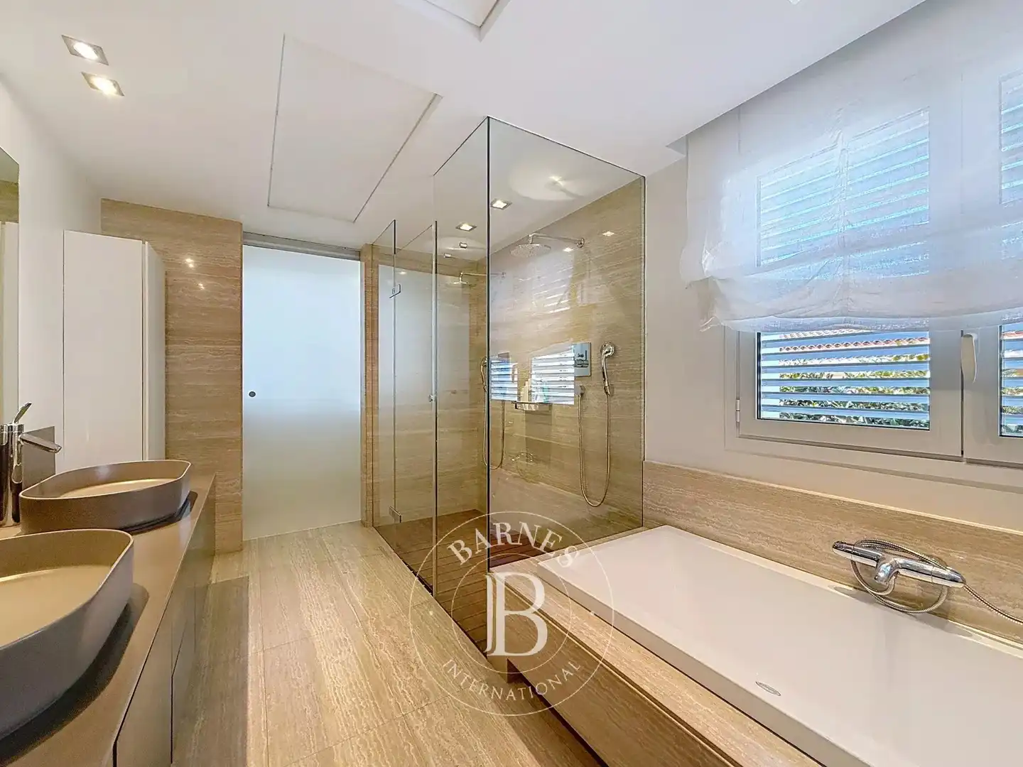 Baño de Casa o chalet en venta en Sant Pol de Mar con Aire acondicionado, Calefacción y Jardín privado