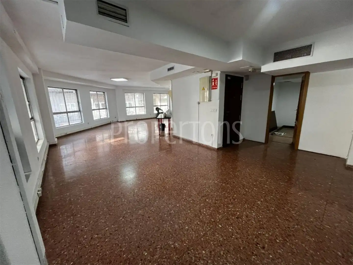Office space for sale in Alicante Centro