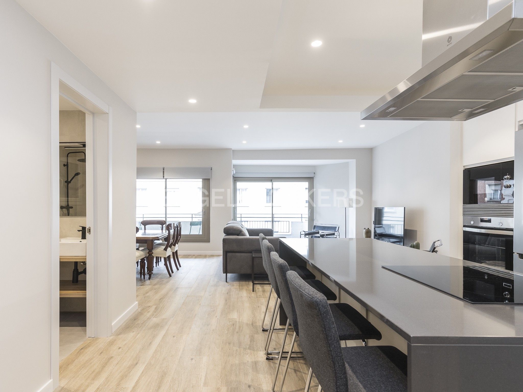 Exterior view of Apartment to rent in  Barcelona Capital  with Air Conditioner, Heating and Parquet flooring
