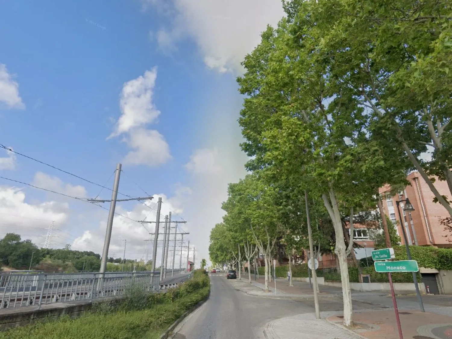 Exterior view of House or chalet to rent in Pozuelo de Alarcón  with Air Conditioner, Terrace and Storage room