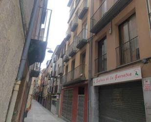 Exterior view of Office for sale in Olot