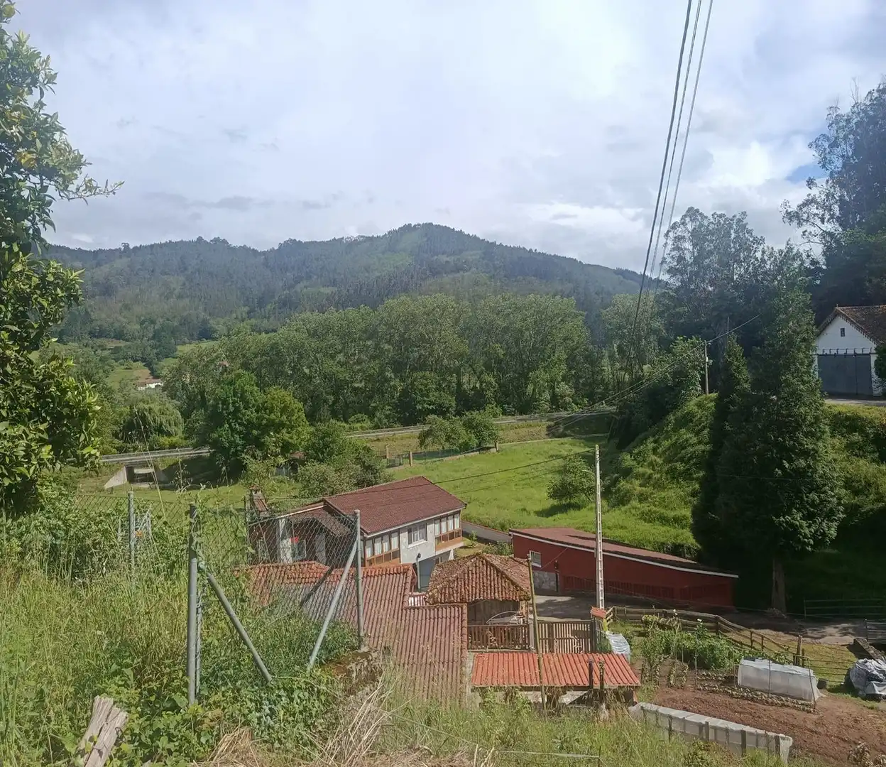 Finca rústica en venda en Pravia amb Jardí privat, Moblat i Forn