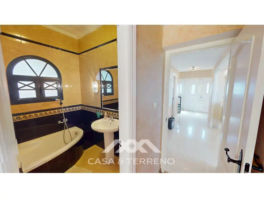 Bany de Casa o xalet en venda en Algarrobo