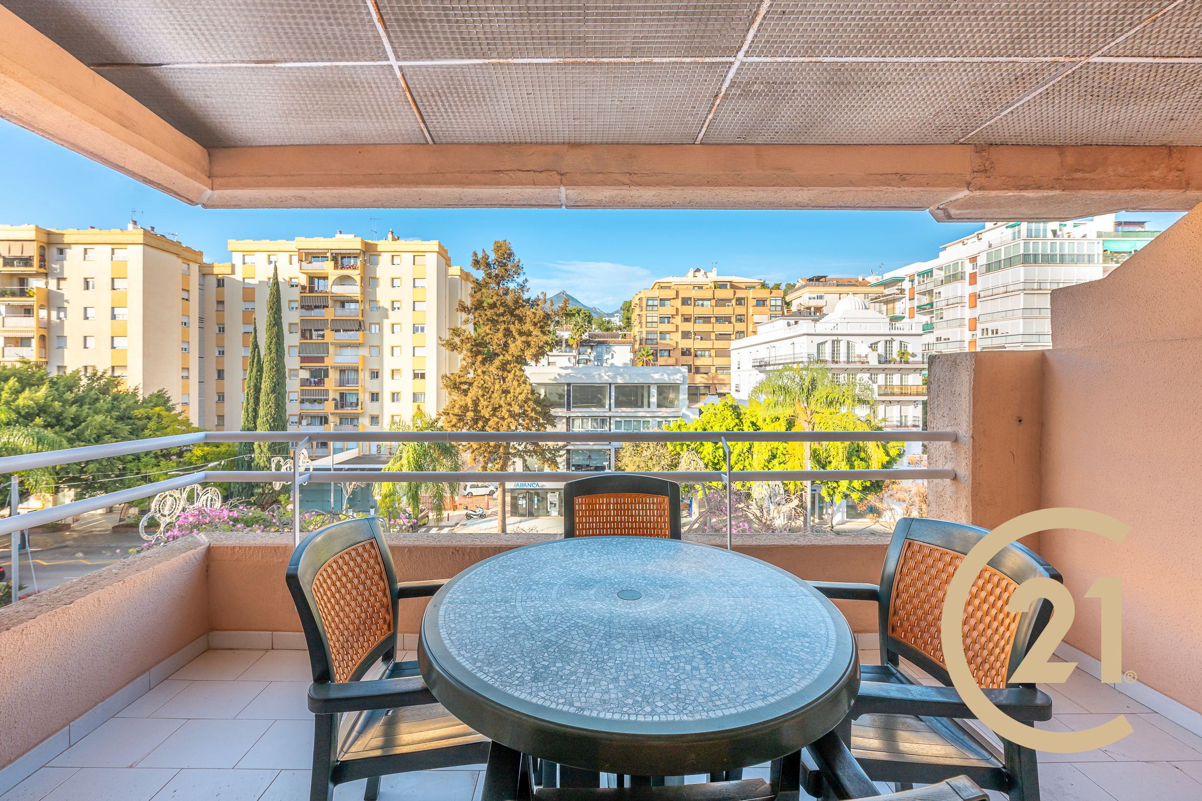 Terraza de Apartamento en venta en Marbella con Aire acondicionado, Calefacción y Terraza