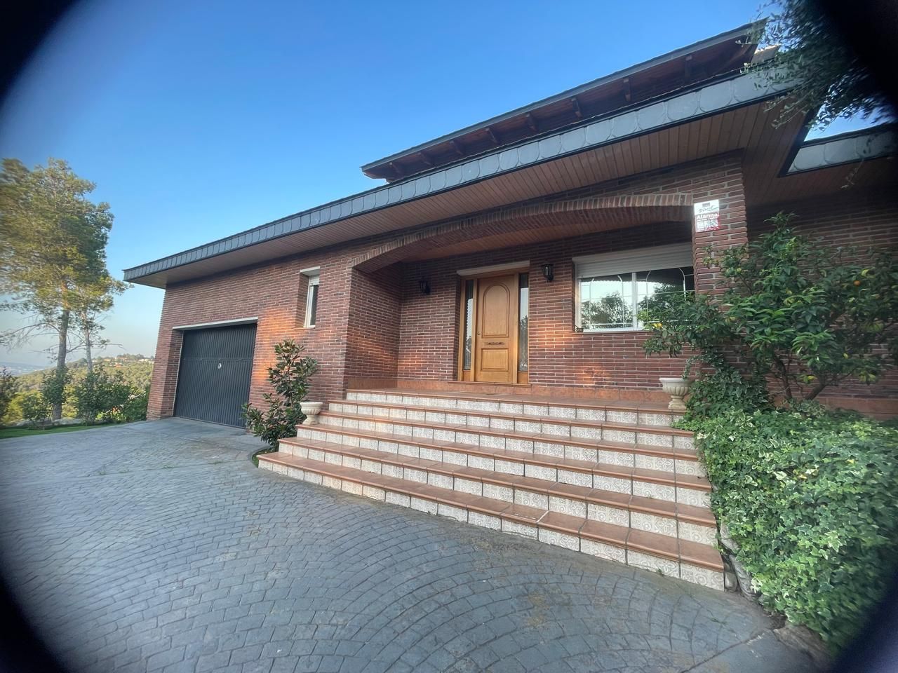 Vista exterior de Casa o xalet de lloguer en Corbera de Llobregat amb Calefacció, Terrassa i Traster