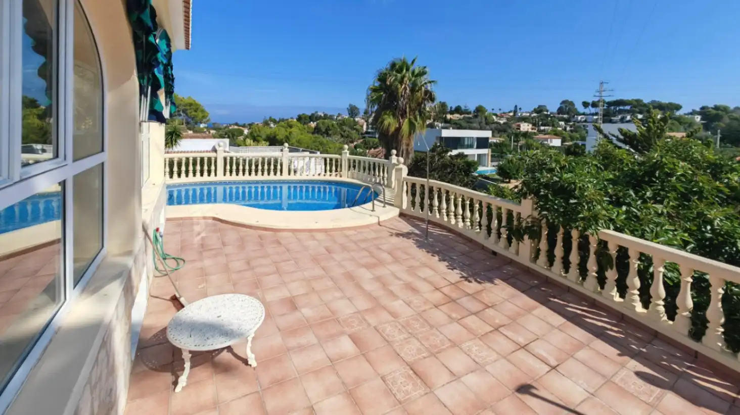 Vista exterior de Casa o xalet en venda en Dénia amb Aire condicionat, Calefacció i Jardí privat