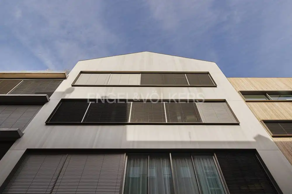 Vista exterior de Piso de alquiler en Madrid con Aire acondicionado, Calefacción y Trastero