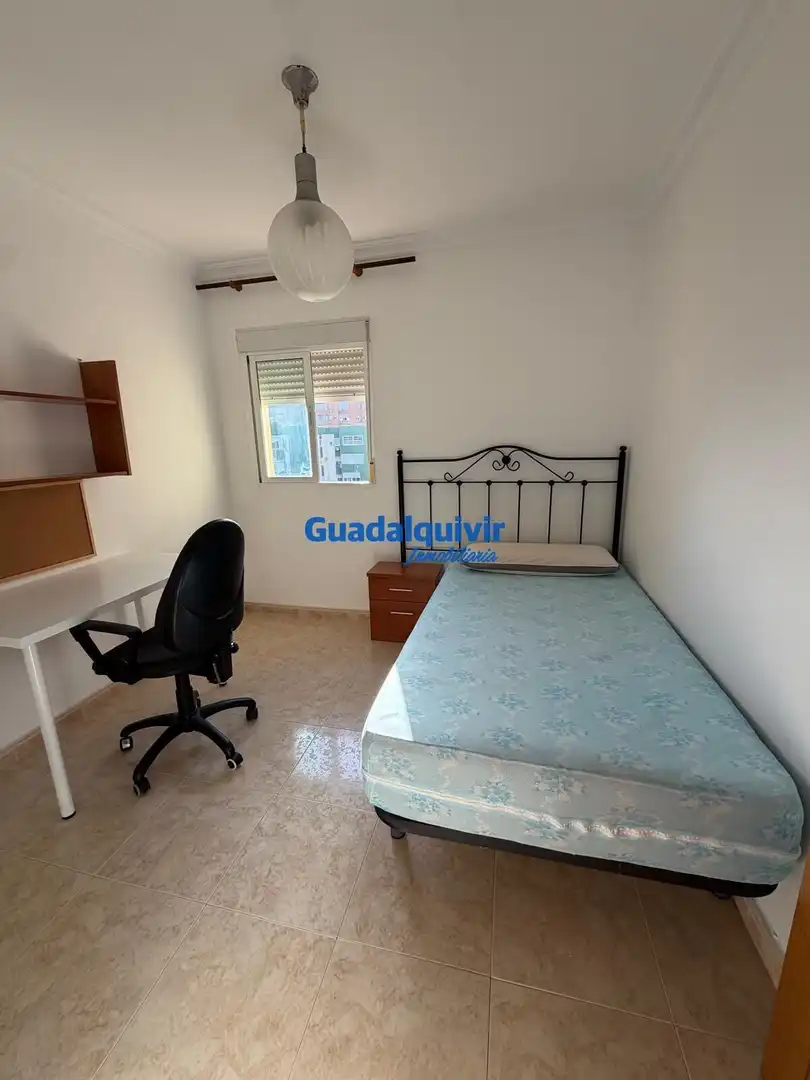 Schlafzimmer von Wohnung zum Verkauf in Montequinto mit Klimaanlage und Terrasse