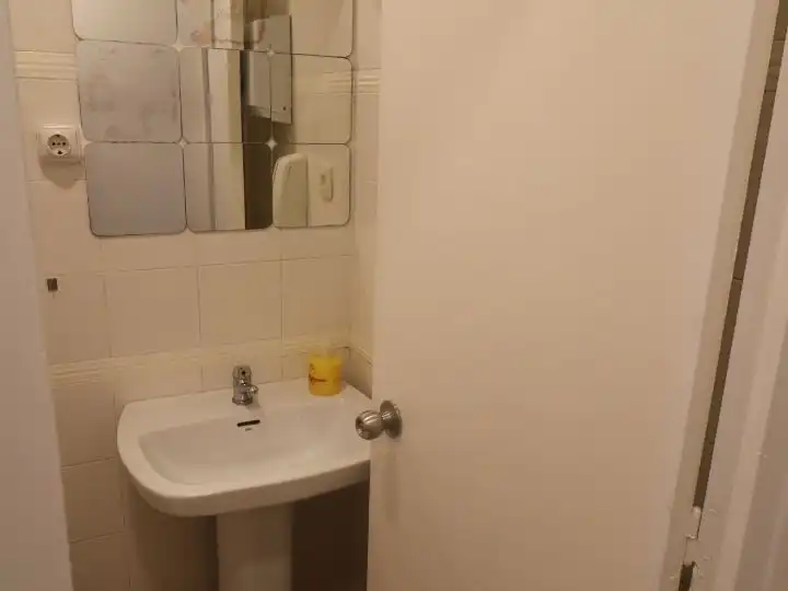 Badezimmer von Büro zur Miete in Parets del Vallès mit Klimaanlage, Heizung und Möbliert