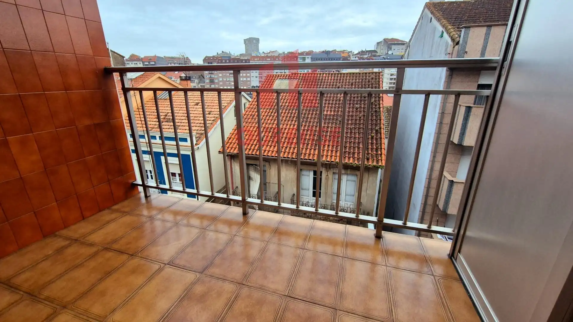 Piso de alquiler en Couto