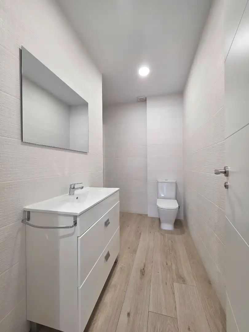 Bathroom of Flat for rent in Madrid  with Heating