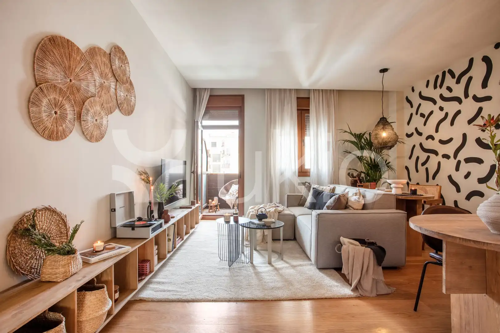 Living room of Apartments for rent in Madrid  with Air Conditioner, Heating and Oven