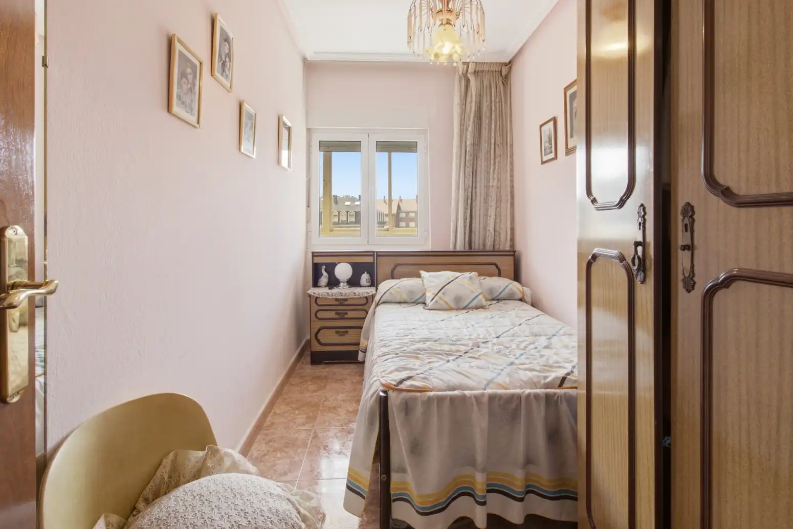 Bedroom of Flat for sale in Castrillón  with Terrace and Furnished