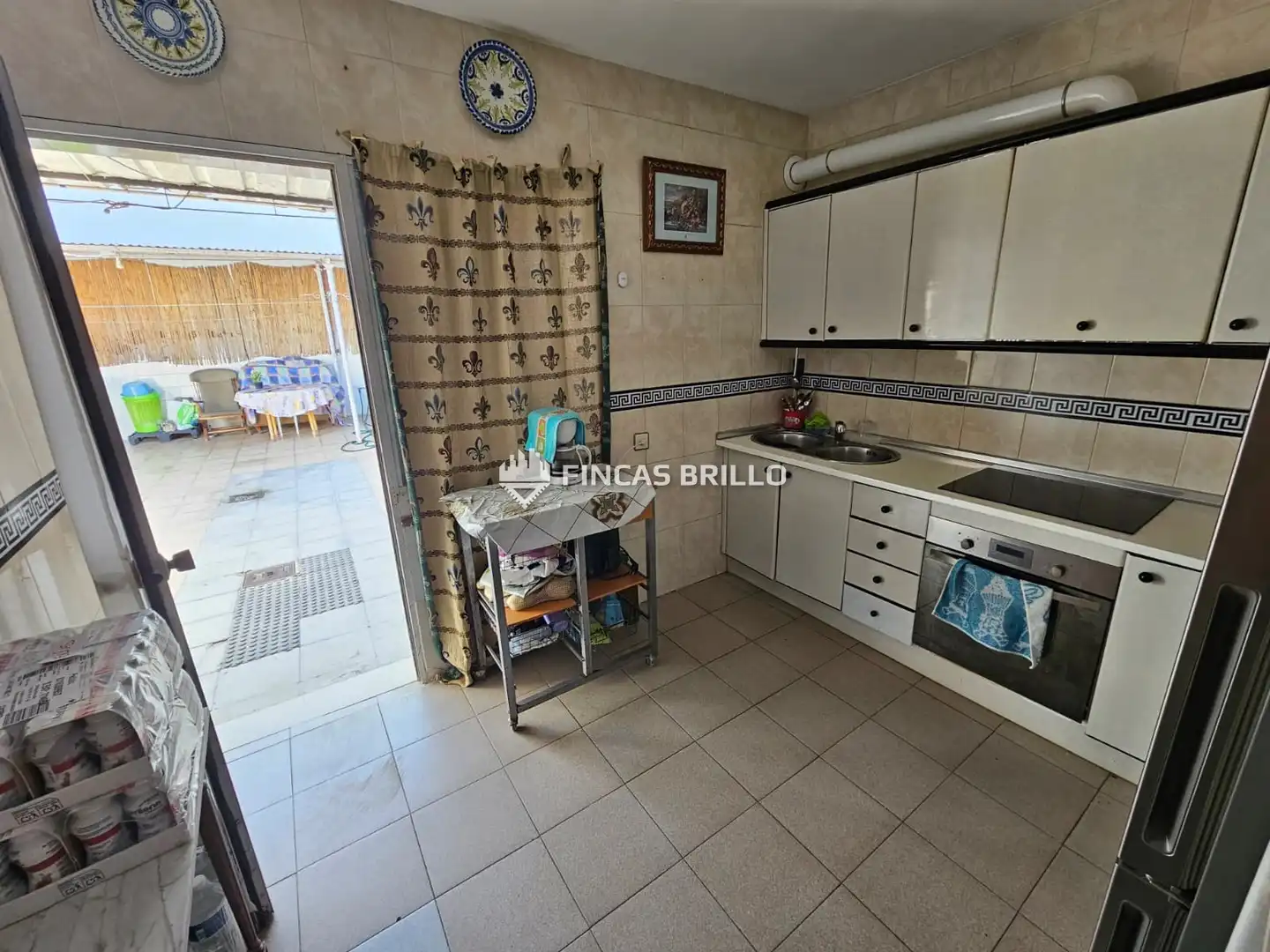 Cocina de Casa adosada en venta en Cáceres con Aire acondicionado, Calefacción y Amueblado