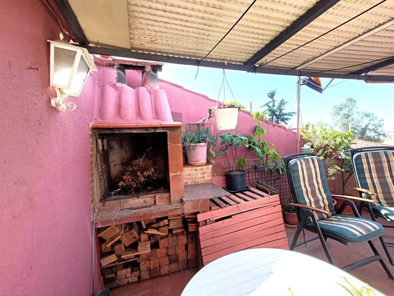 Terrassa de Casa o xalet en venda en Santa Coloma de Gramenet amb Terrassa
