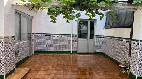 Foto 2 de Casa adosada en venda a Calle Castelar, 15, Torreperogil, Jaén