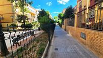 Exterior view of Flat for sale in Castilleja de la Cuesta  with Air Conditioner and Terrace