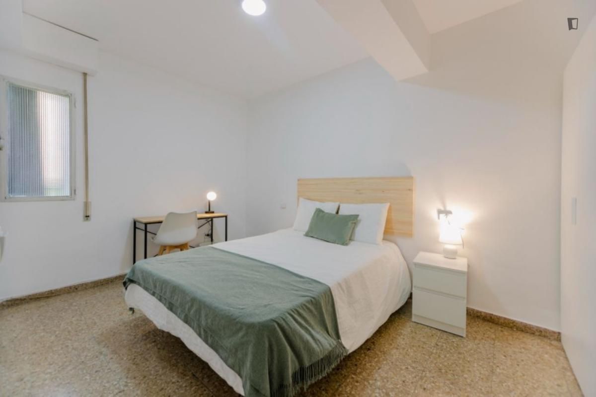 Apartamento para compartir en Penya - Roja - Avda. Francia