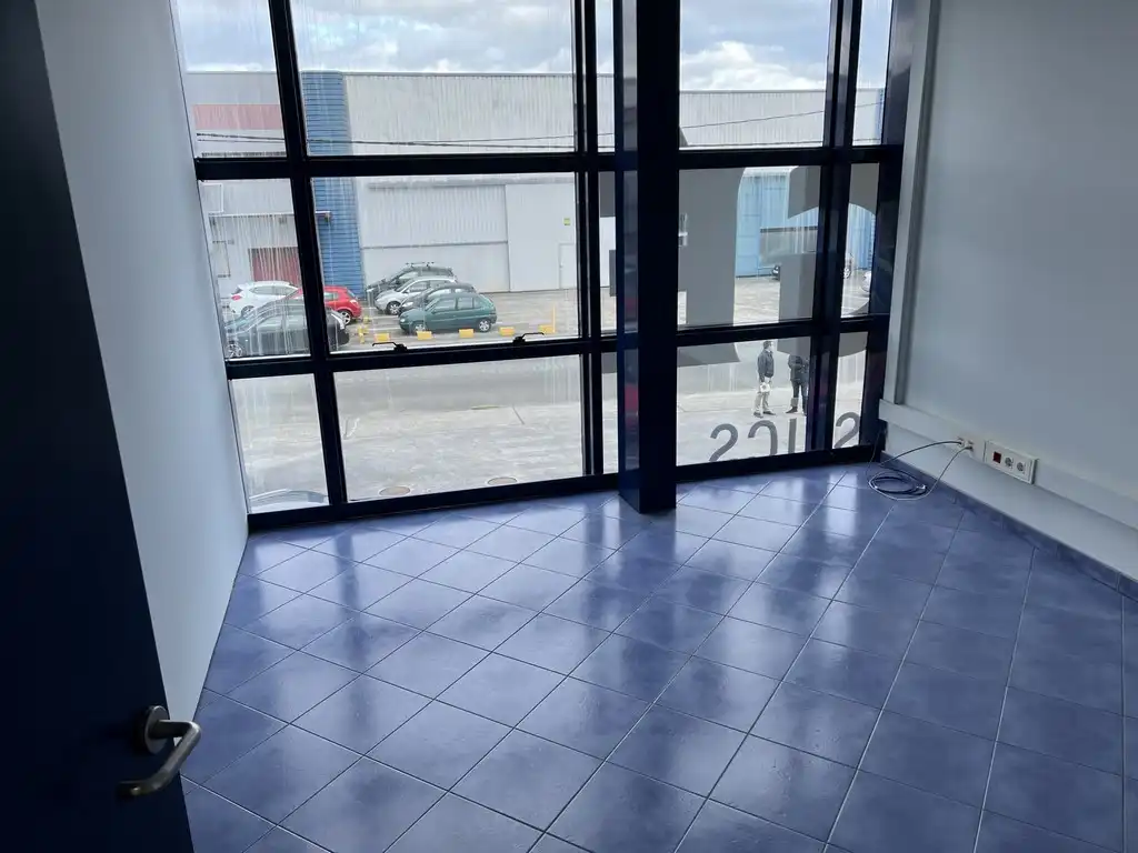Nau industrial en venda a Avenida Arrieiros 4, imagen 32