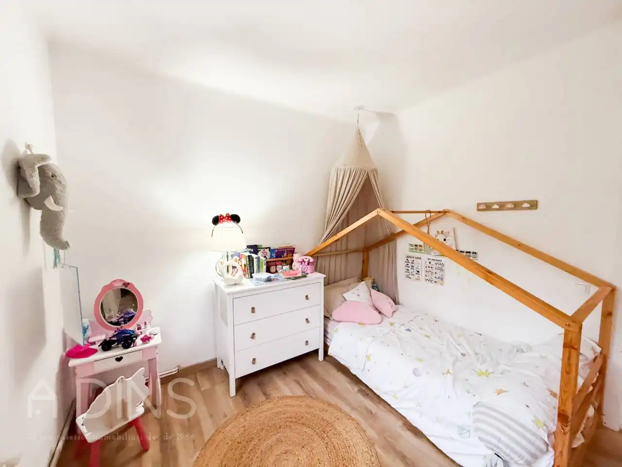 Dormitori de Casa o xalet en venda en Bigues i Riells del Fai amb Aire condicionat, Calefacció i Jardí privat