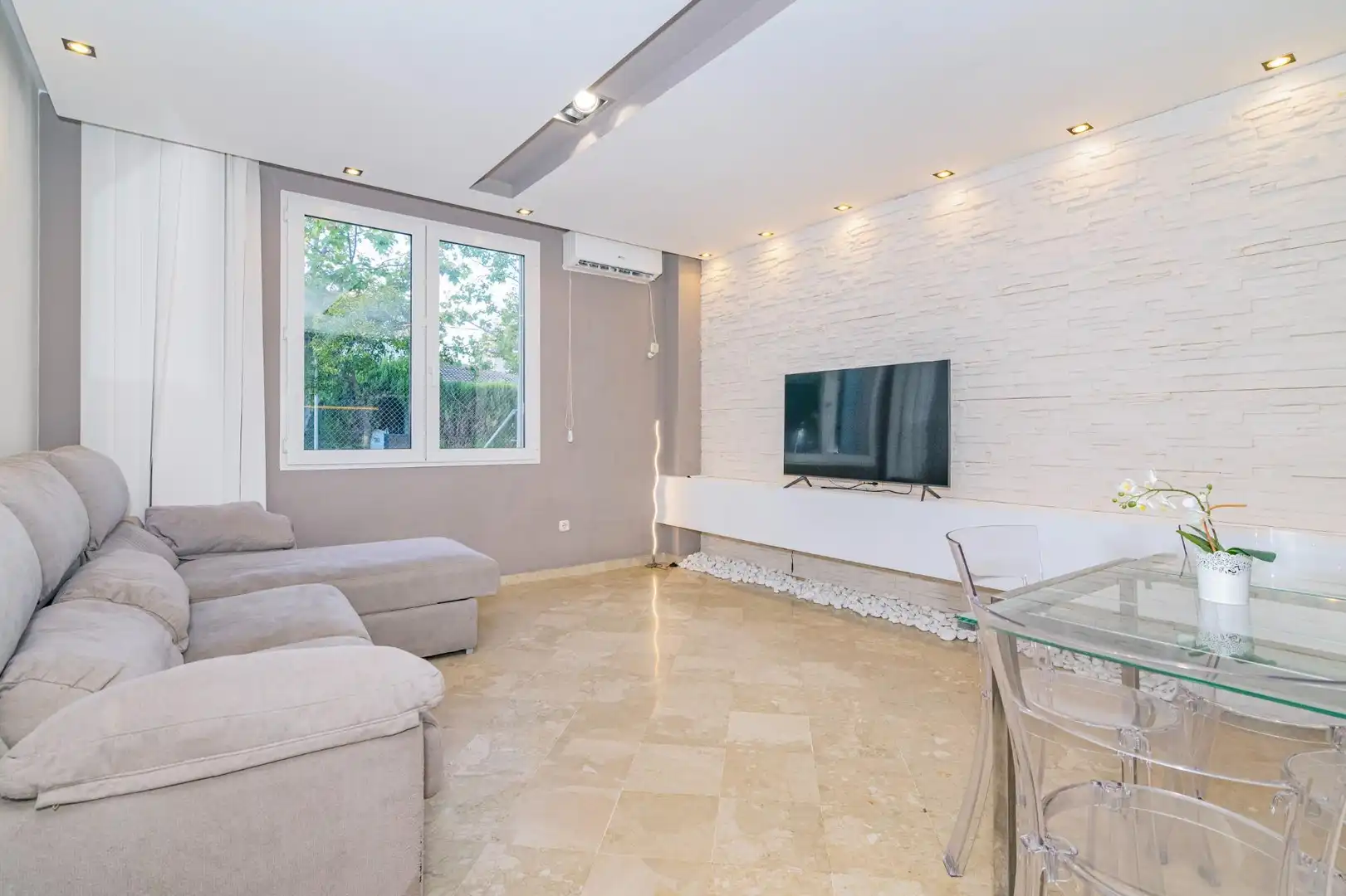 Living room of Flat for sale in Genil