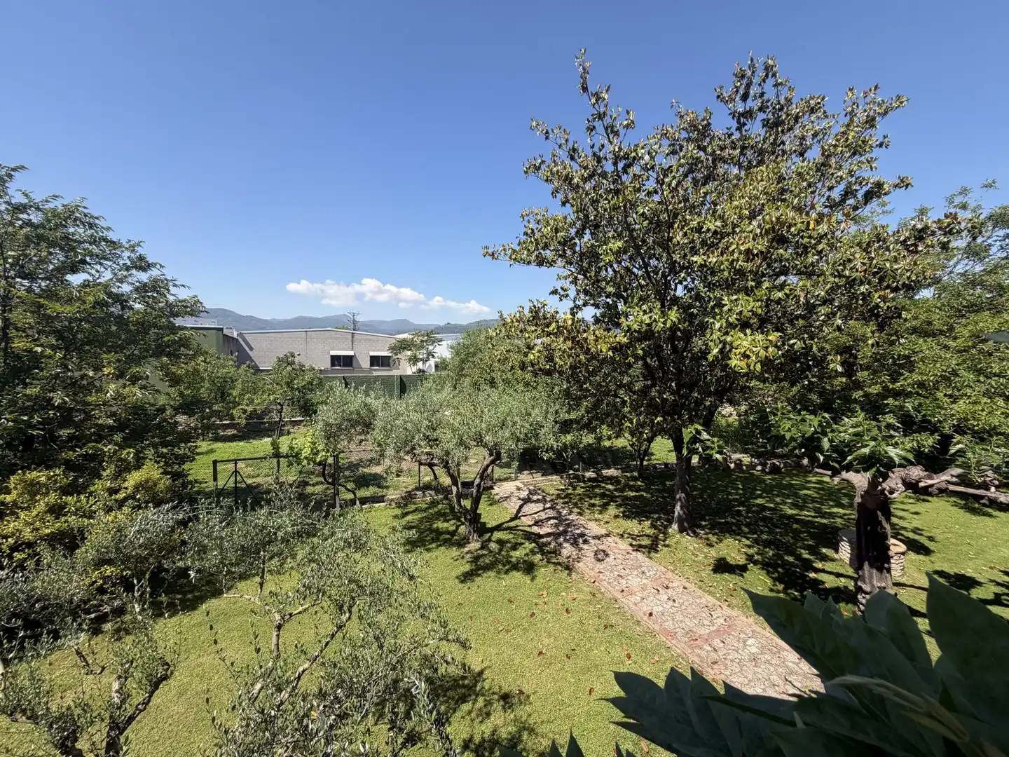 Jardí de Finca rústica en venda en Banyoles amb Calefacció, Terrassa i Traster