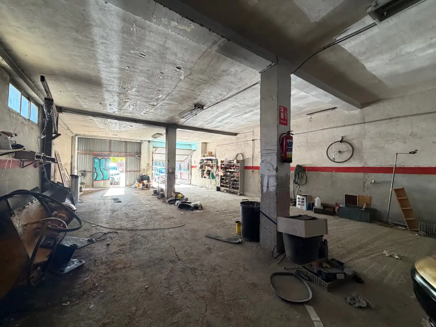 Business premises for sale in Calle Castillejo 2, imagen 3