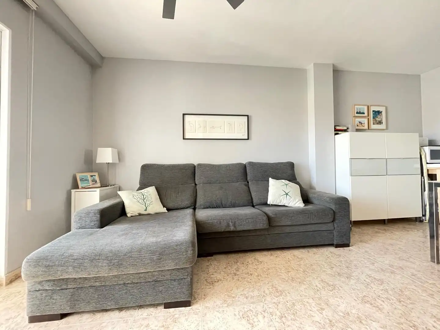 Sala d'estar de Apartament en venda en Moncofa amb Terrassa, Moblat i Forn