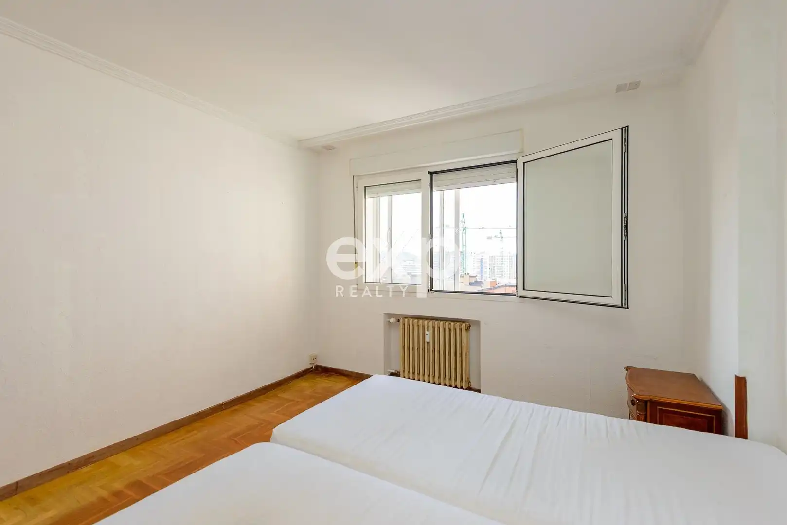 Habitación de Piso en venta en Gijón  con Calefacción y Amueblado