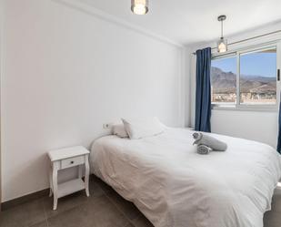 Dormitori de Apartament de lloguer en Arona amb Aire condicionat, Terrassa i Balcó