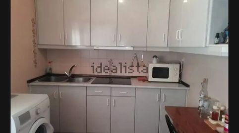 Foto 5 de Piso en venta en Avenida Juan Carlos I, 16, Las Pedroñeras , Cuenca