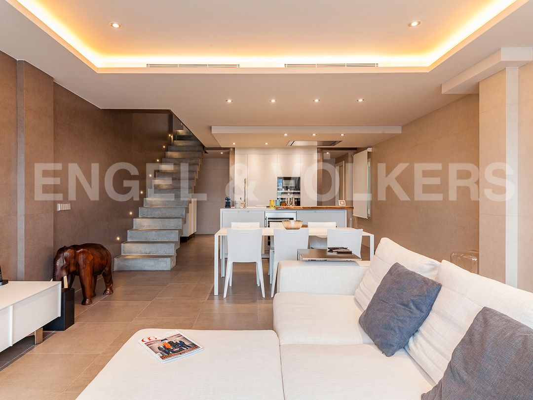 Sala de estar de Ático en venta en  Barcelona Capital con Aire acondicionado, Calefacción y Terraza