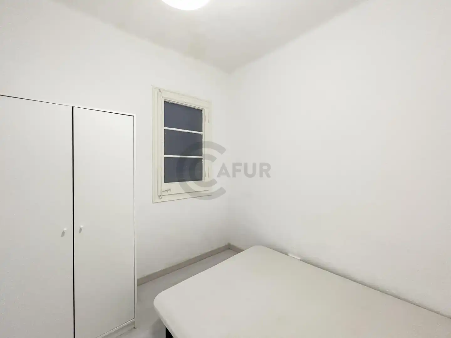 Bedroom of Flat for sale in Barcelona  with Parquet flooring and Furnished