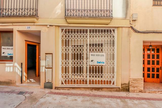 Local comercial en Venta en C/ Mestre Roig en El Pla de Santa Maria