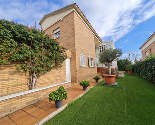 Jardí de Casa o xalet en venda en Badajoz Capital amb Aire condicionat