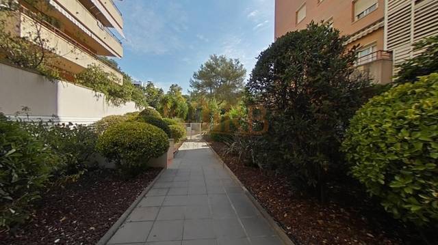 Piso en Venta en Calle MERCE RODOREDA, 16 en Muntanyeta