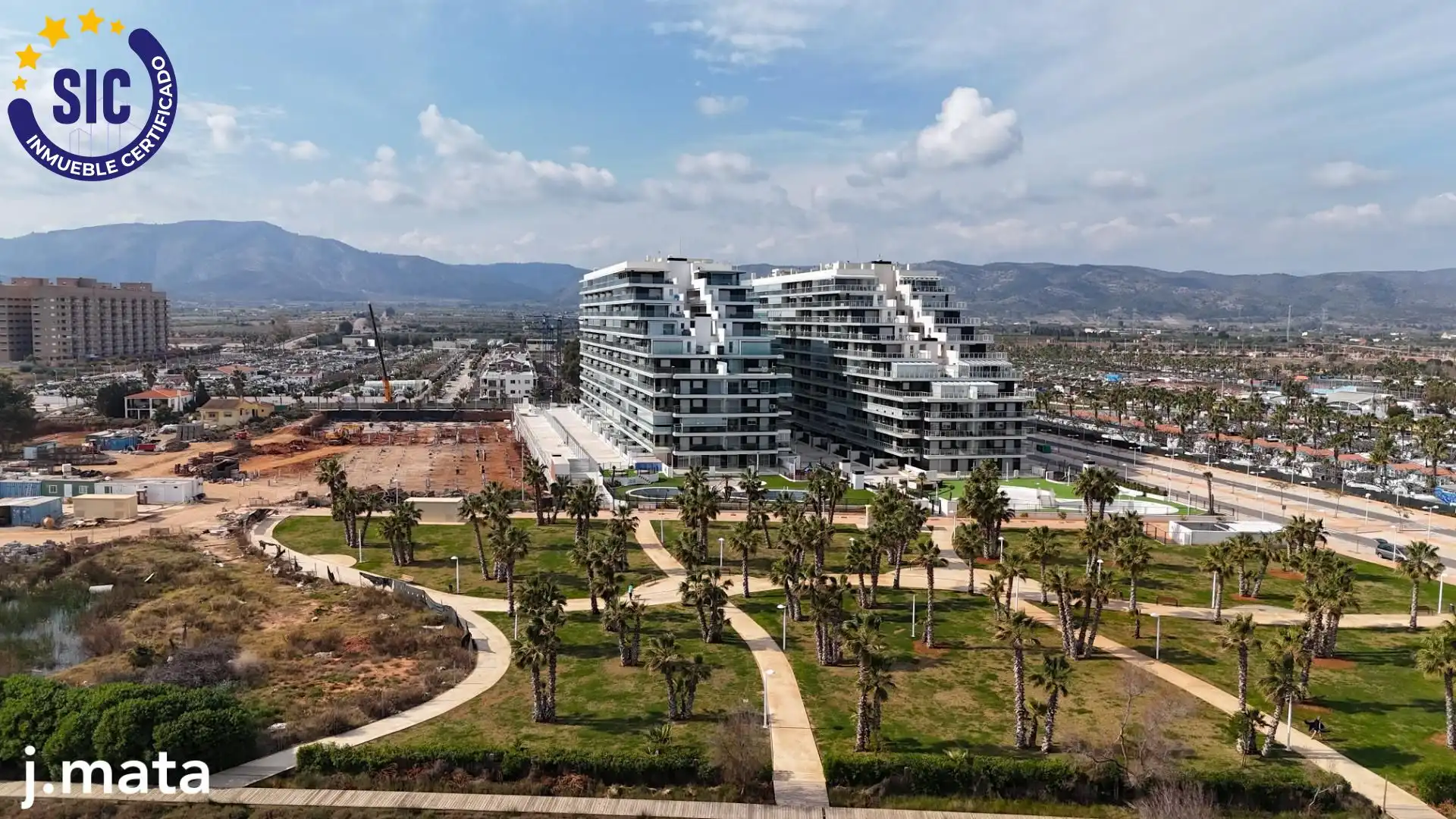 Vista exterior de Apartament en venda en Oropesa del Mar / Orpesa amb Terrassa, Moblat i Piscina comunitària
