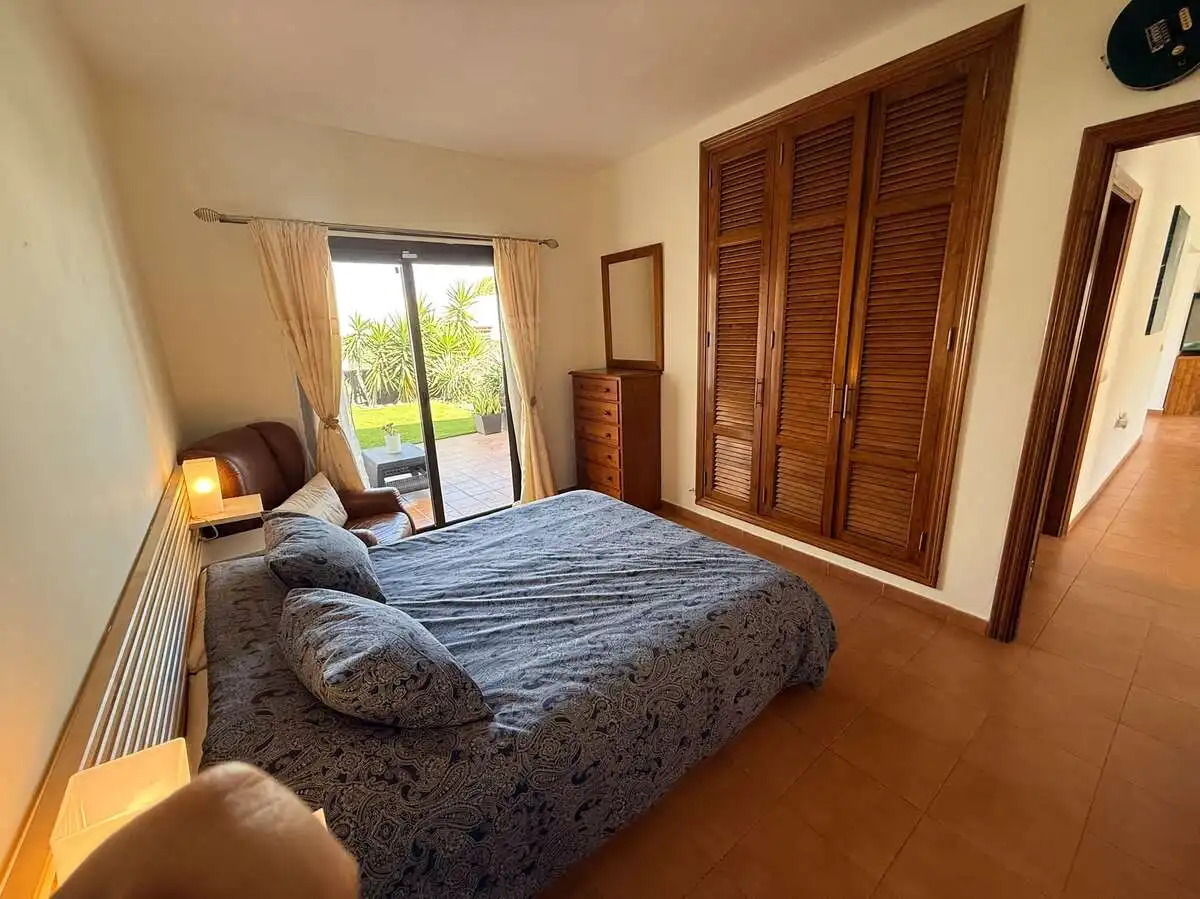 Habitación de Casa o chalet en venta en Yaiza con Aire acondicionado, Jardín privado y Piscina