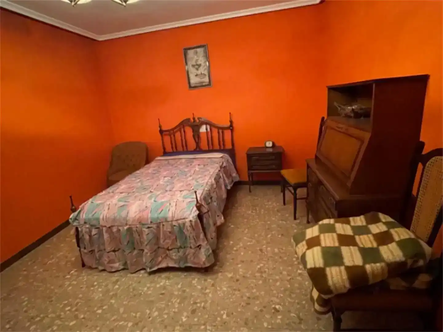 Schlafzimmer von Wohnung zum Verkauf in Paniza mit Abstellraum, Möbliert und Ofen