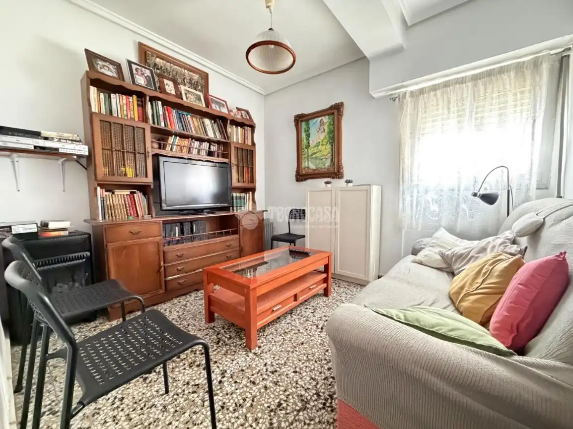 Sala de estar de Piso en venta en Xirivella con Terraza y Trastero