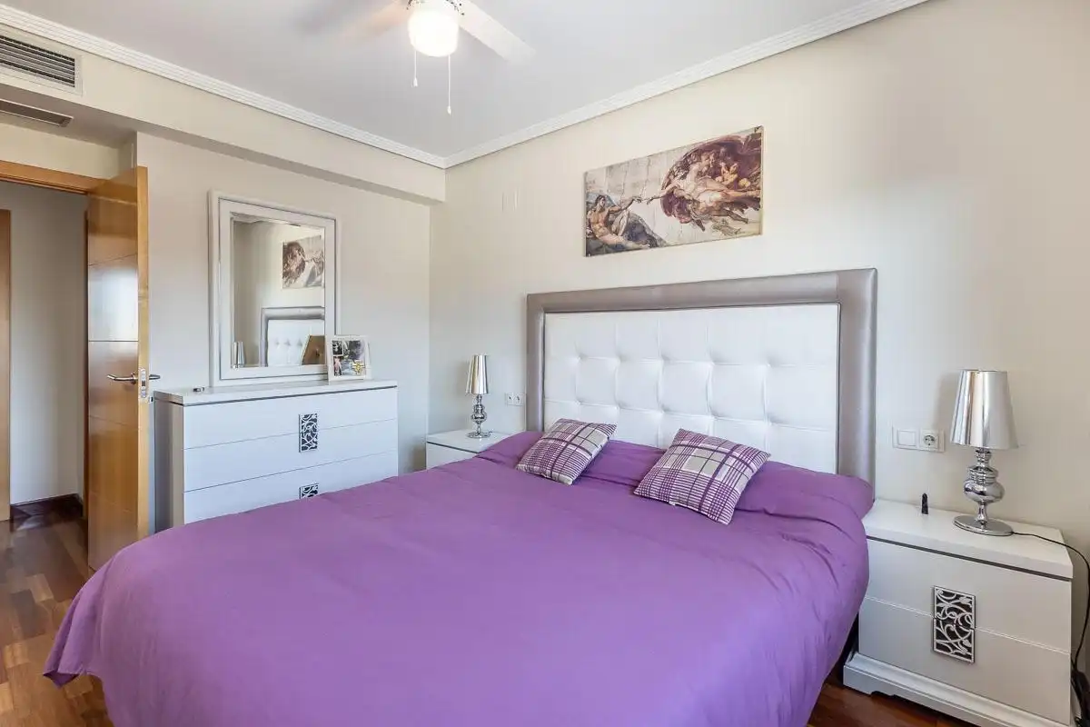 Habitación de Piso en venta en Granada con Aire acondicionado y Calefacción