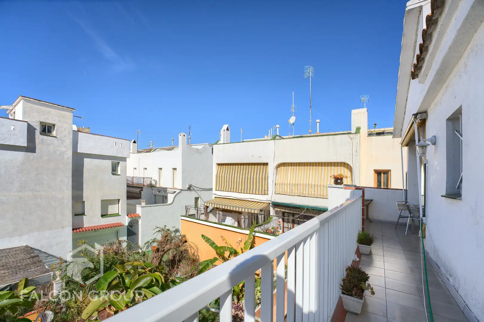 Vista exterior de Casa o chalet en venta en Cunit con Aire acondicionado, Calefacción y Jardín privado