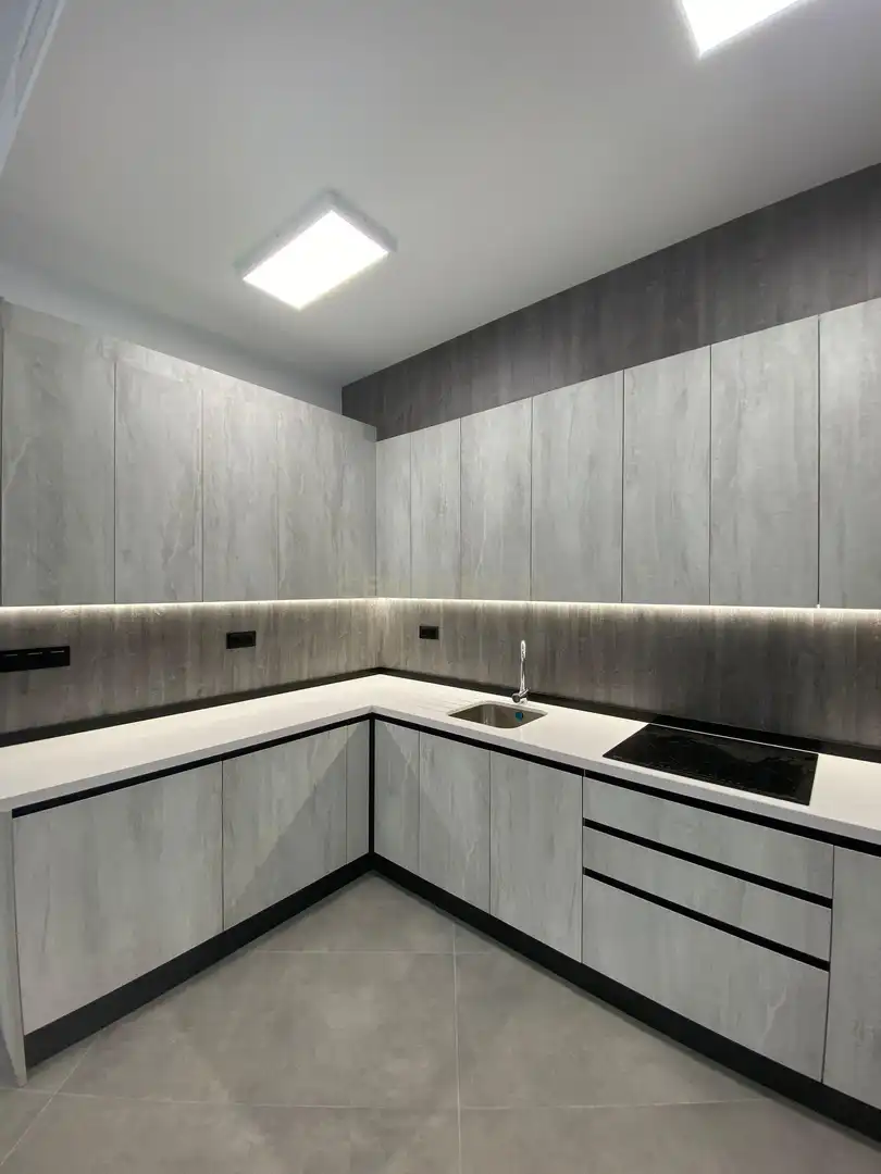 Kitchen of Flat for sale in  Granada Capital  with Air Conditioner and Swimming Pool