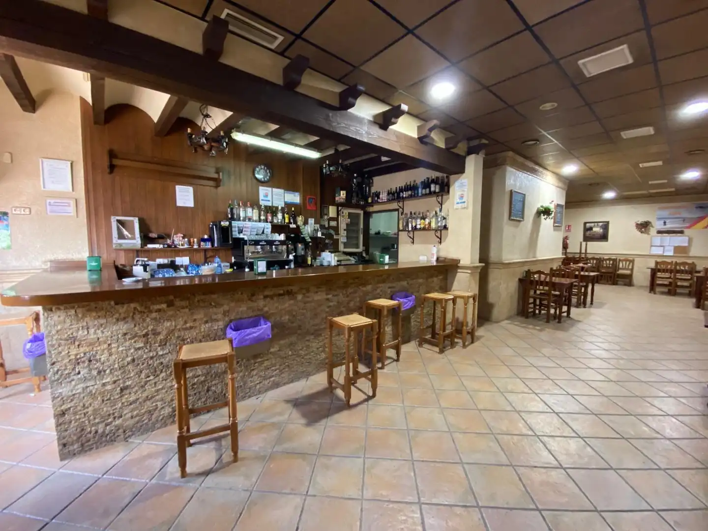 Local comercial en venda a Pedanías Este