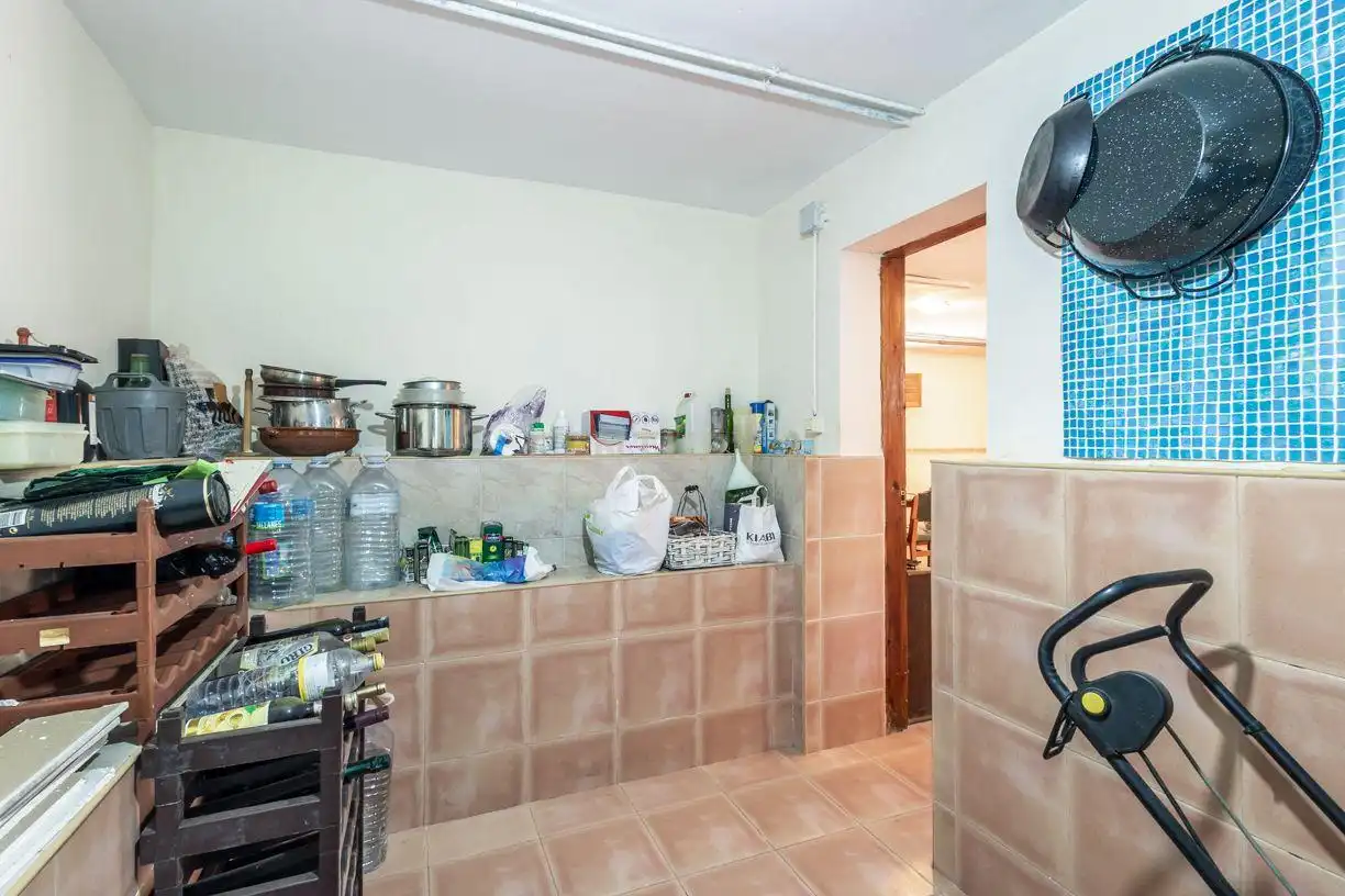 House with pool for sale in Carrer de les Orquídies, Viladecans, Spain, imagen 49