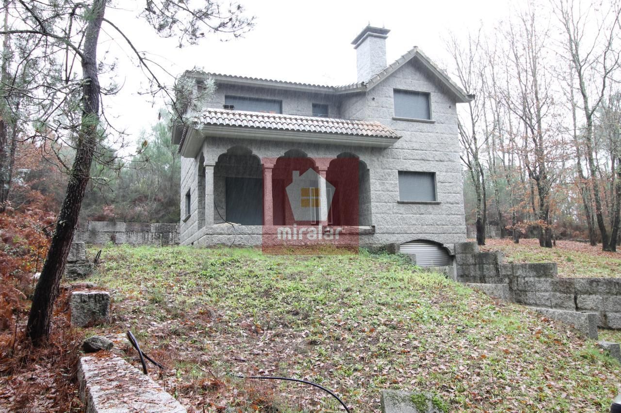 Exterior view of House or chalet for sale in Salvaterra de Miño  with Heating and Private garden