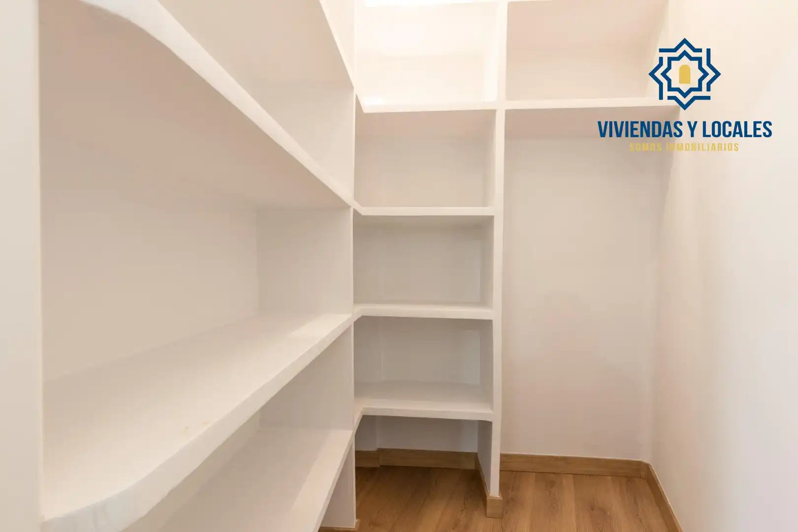 Piso con ascensor en venta en Calle PINTOR LOPEZ MEZQUITA, imagen 21
