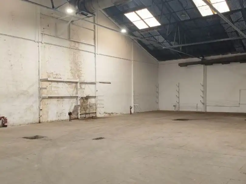 Commercial properties for rent in Carretera Madrid, Peligros