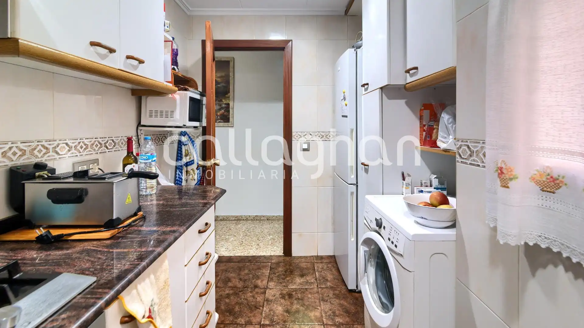 Kitchen of Flat for sale in Silla  with Air Conditioner, Heating and Balcony
