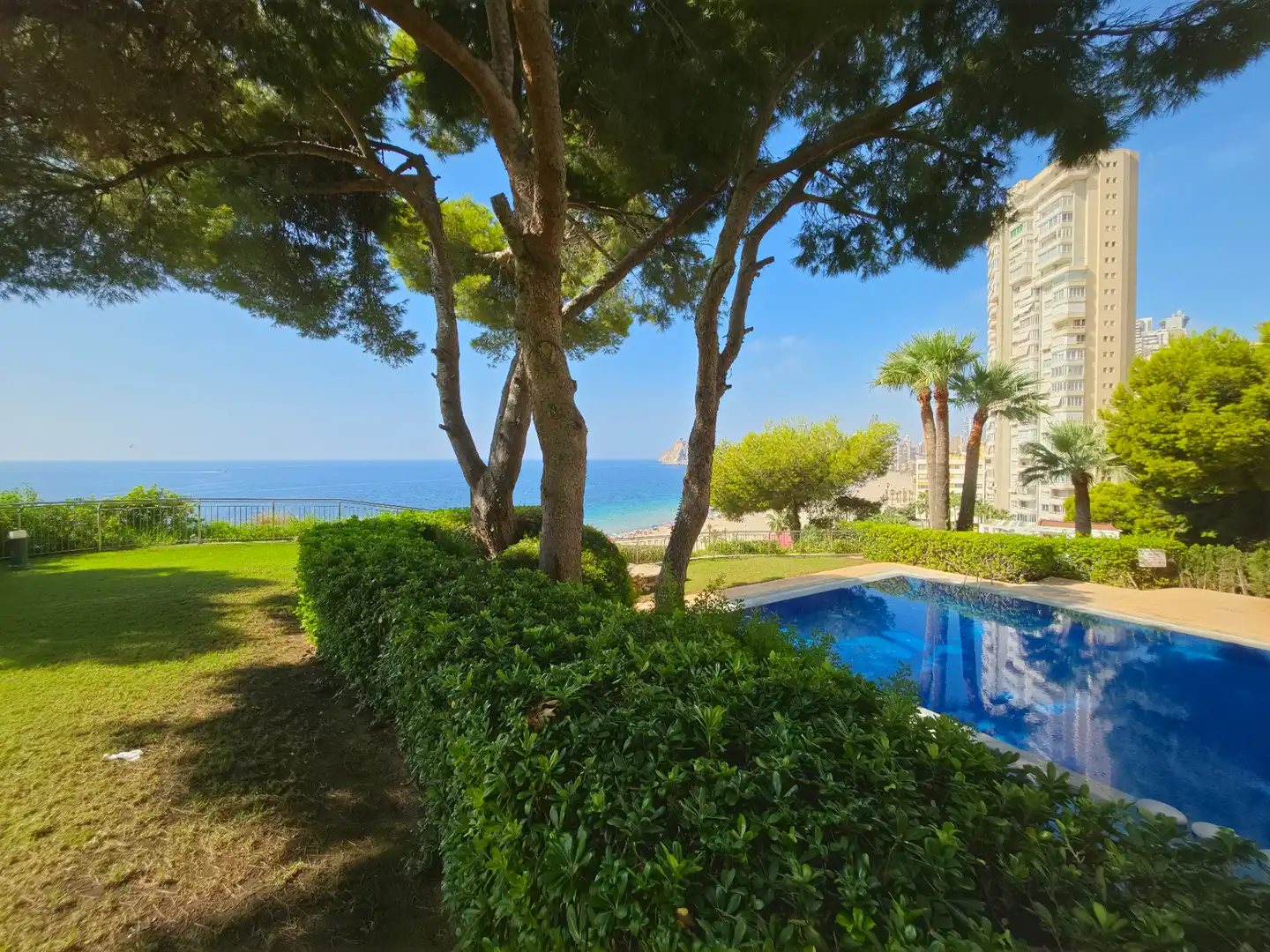 Vista exterior de Piso en venta en Benidorm con Aire acondicionado, Calefacción y Terraza
